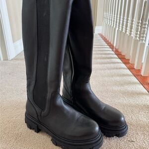 Black Leather Knee-High Boots Steve Madden Size 10